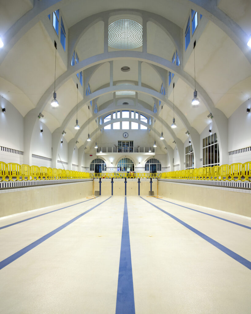 « Entre deux eaux » d’A. Chochon de l’Occitanie à l’Est