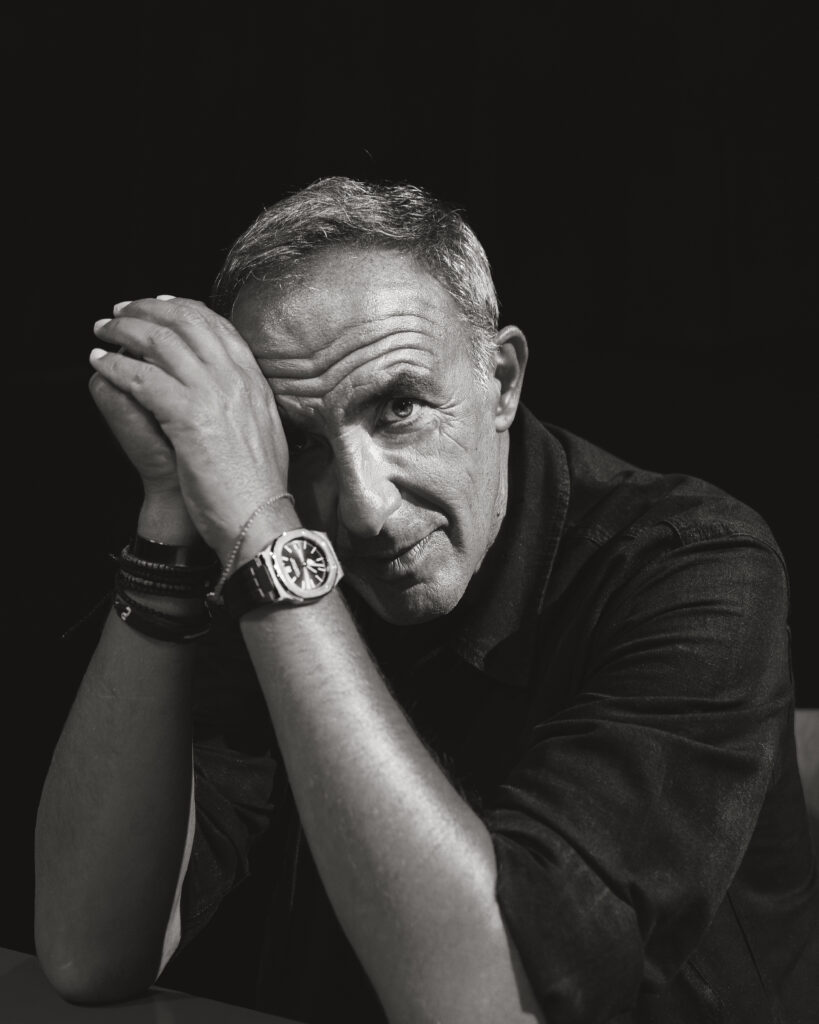 Nikos Aliagas en 60 secondes : le portrait éclair de Romane Seguy