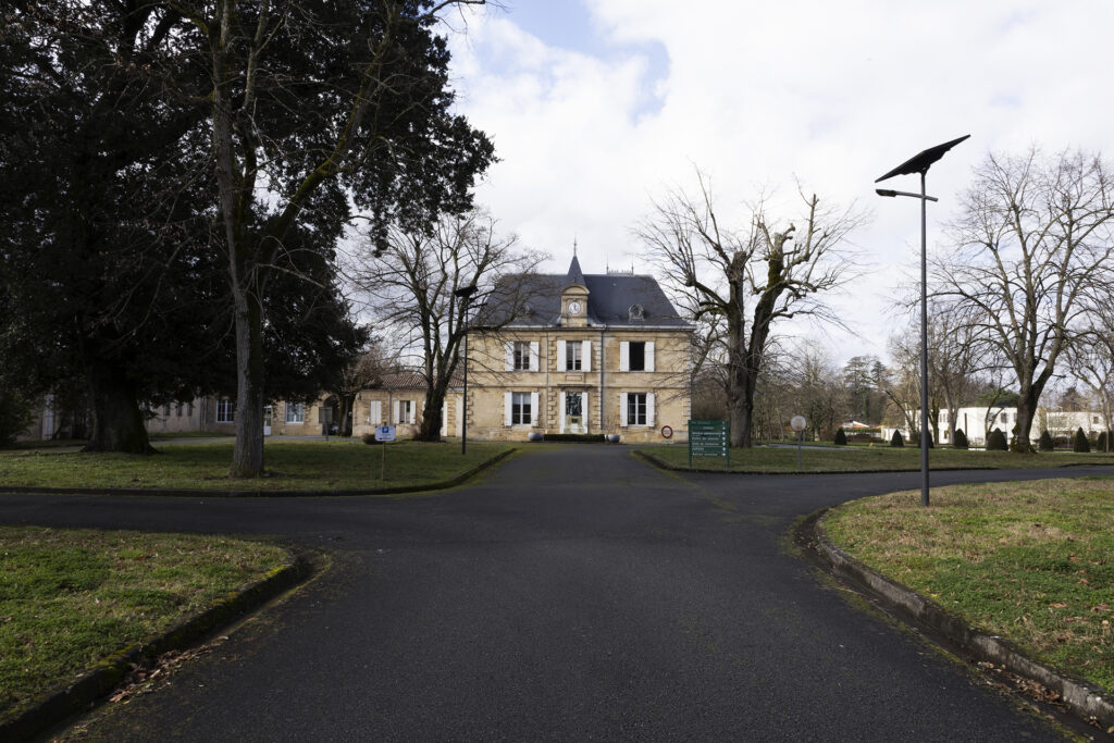 le gal akeline st 03 9522